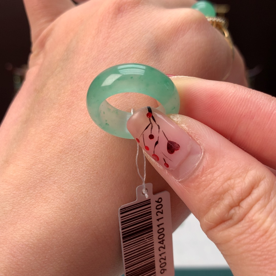 石英质玉冰飘花戒圈11 －12未镶嵌