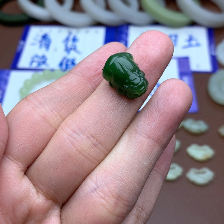 和田玉珠宝半成品未镶嵌