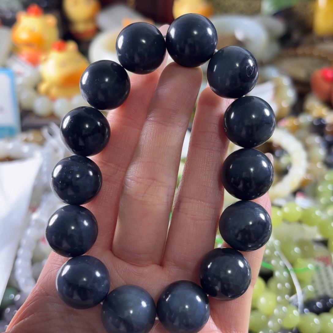 和田玉未镶嵌手串