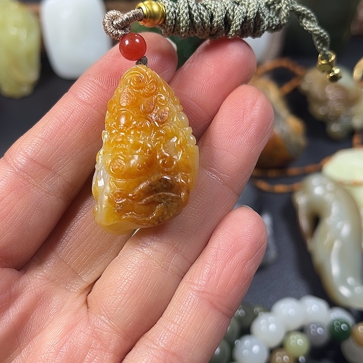 和田玉未镶嵌挂件