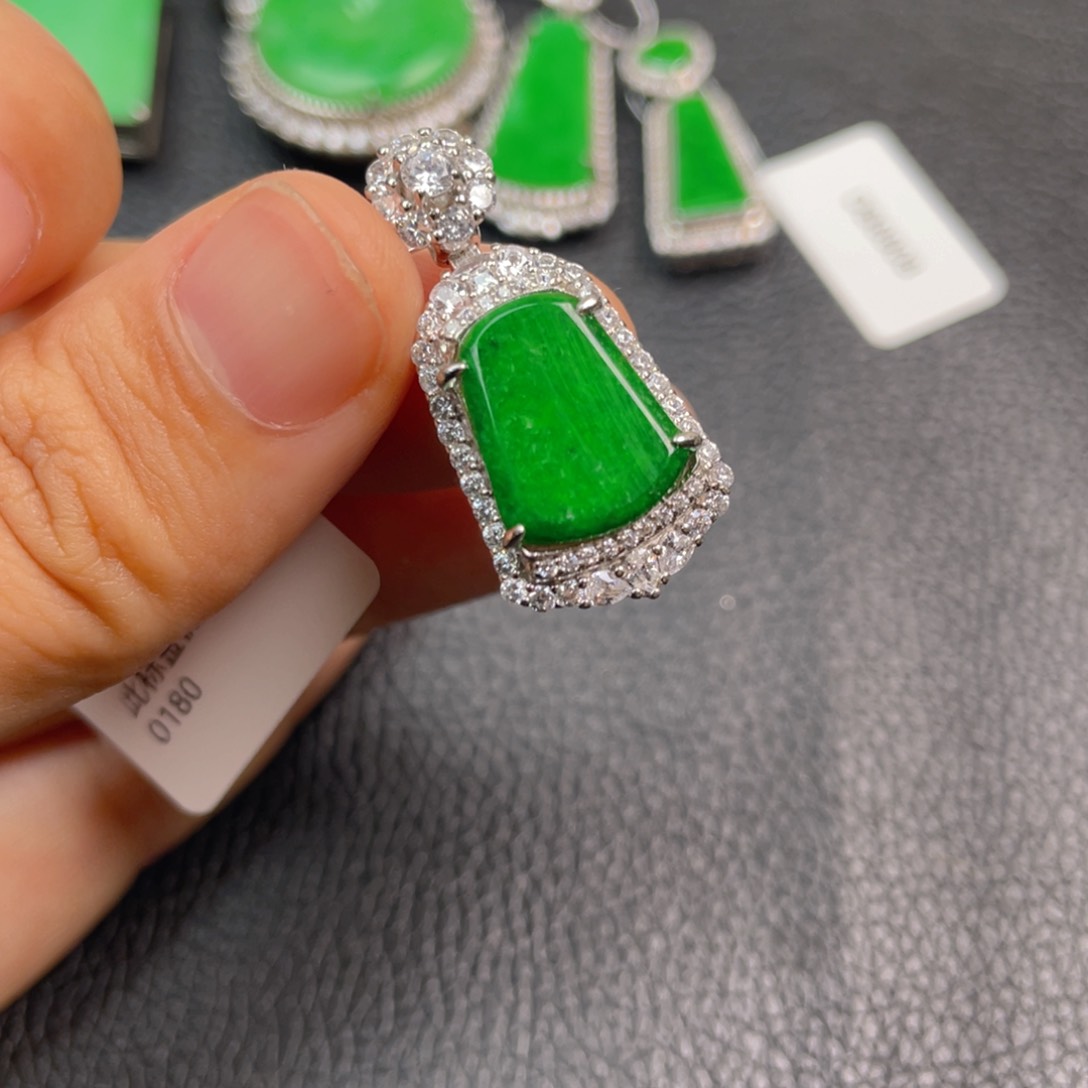 翡翠吊坠(不含链)银S925镶嵌