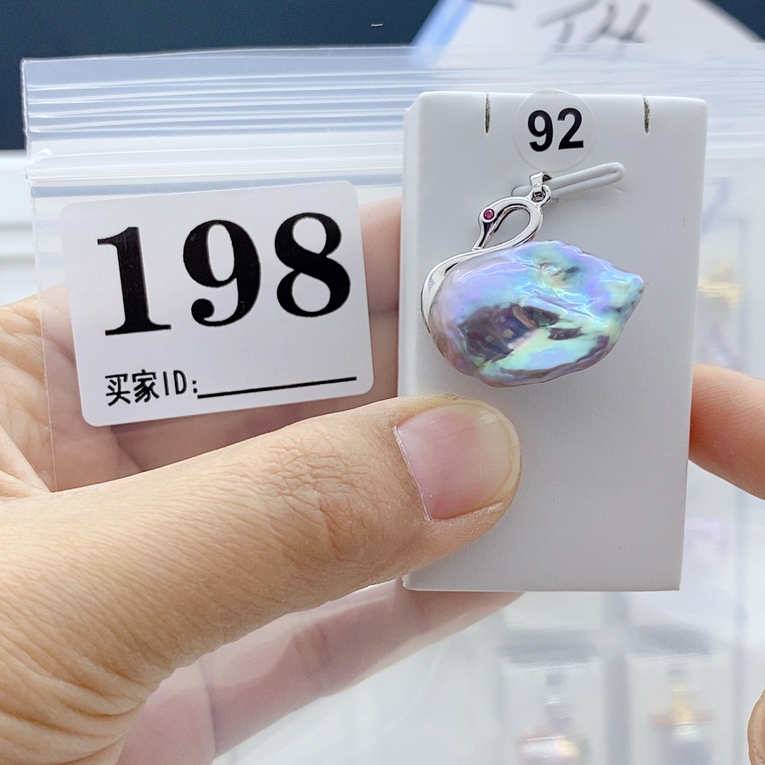 淡水珍珠颈饰钛钢