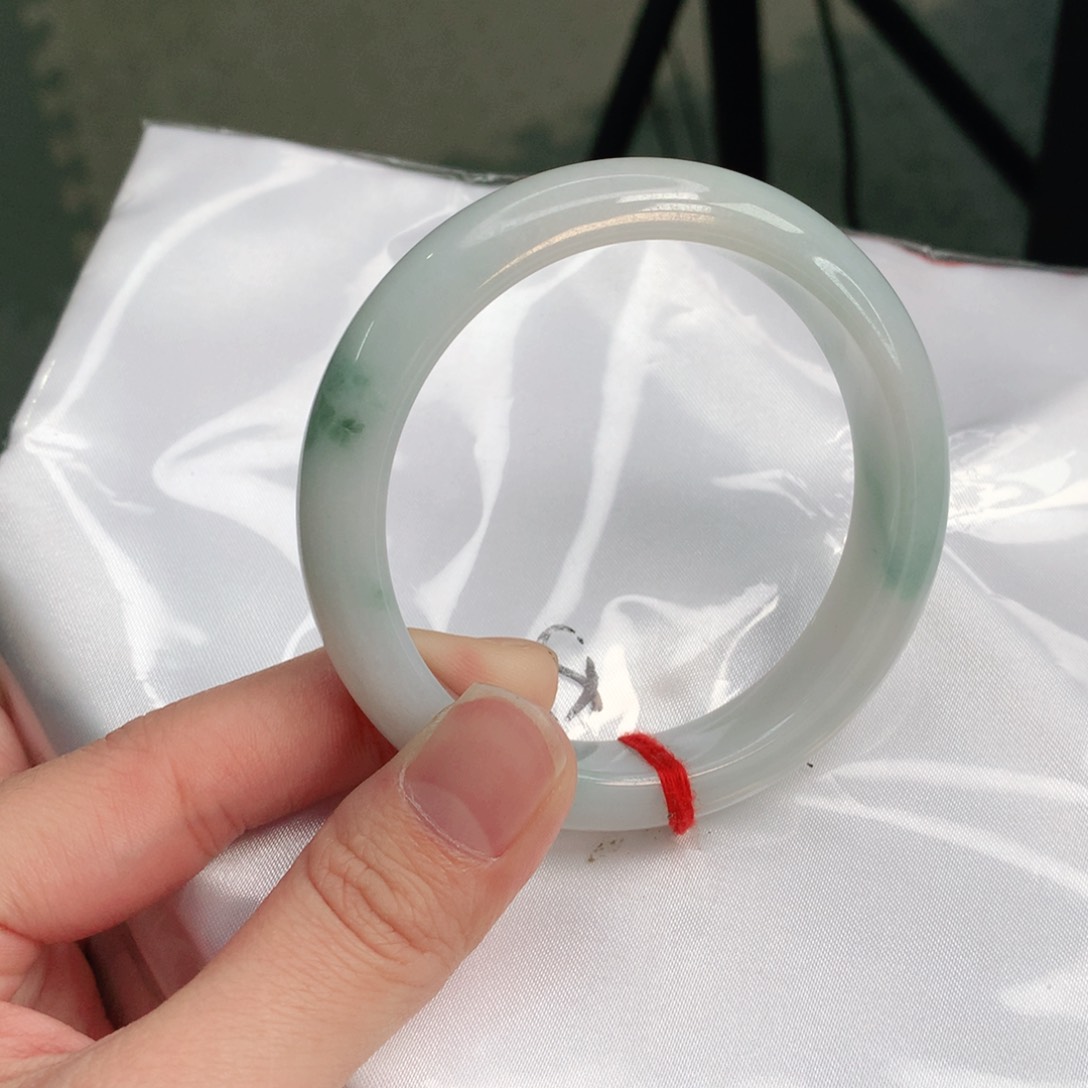 未镶嵌手镯翡翠飘花正圈55