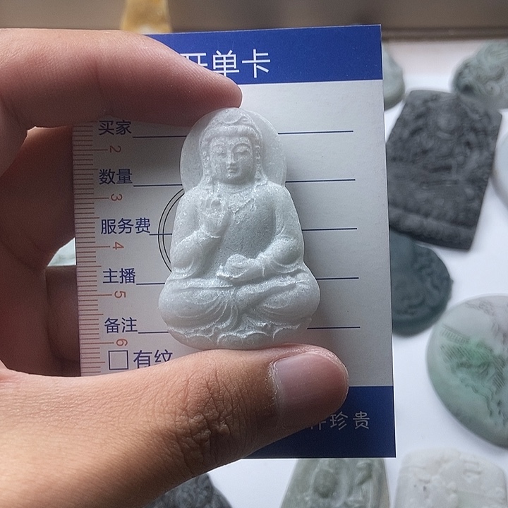 定制翡翠未镶嵌翡翠