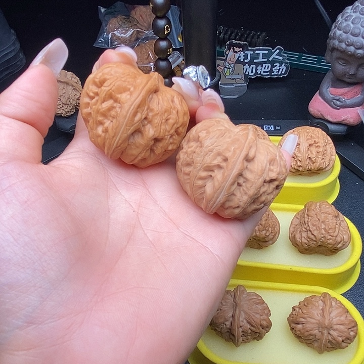 核桃把件42平谷元宝全品