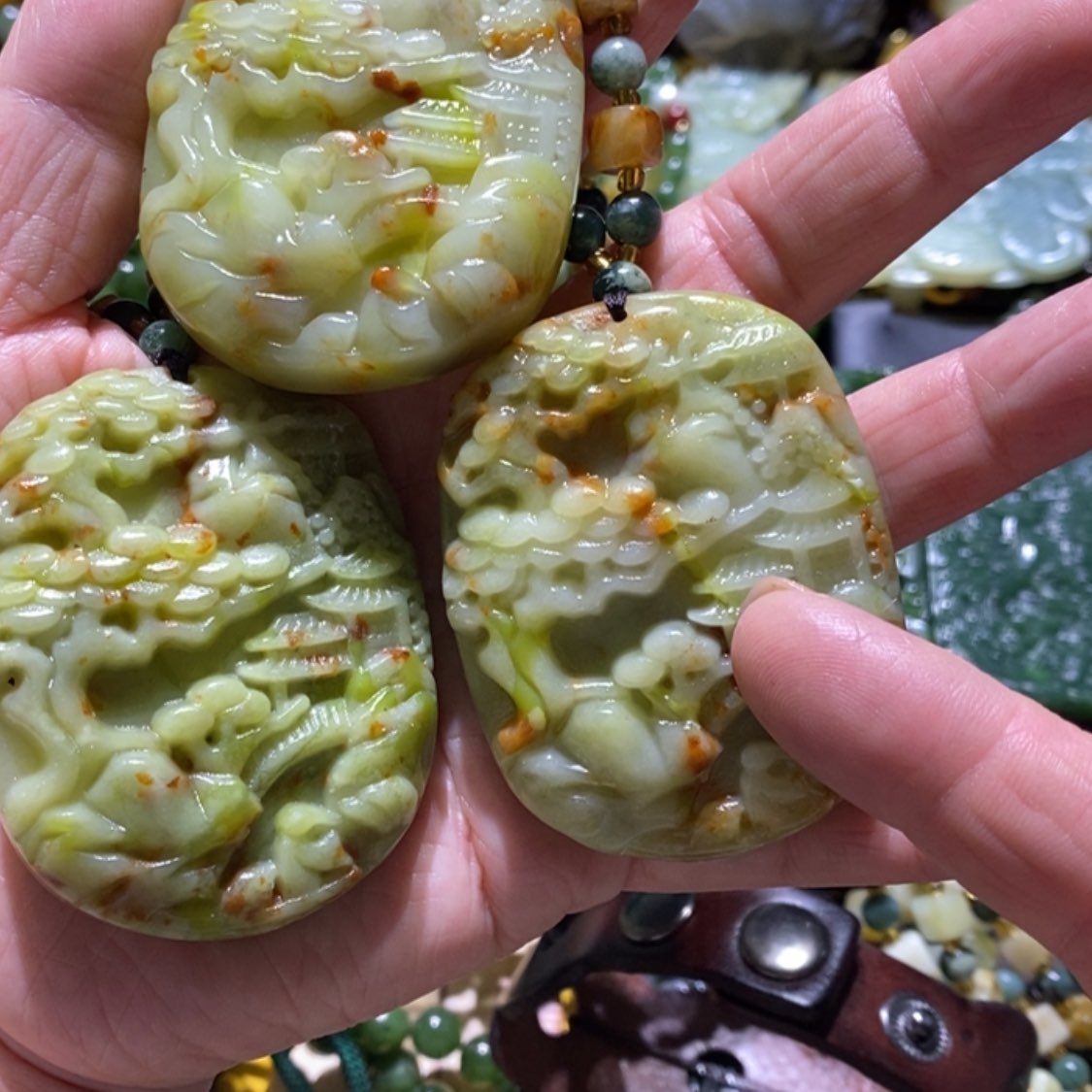 【闪购商品】岫玉毛衣链未镶嵌