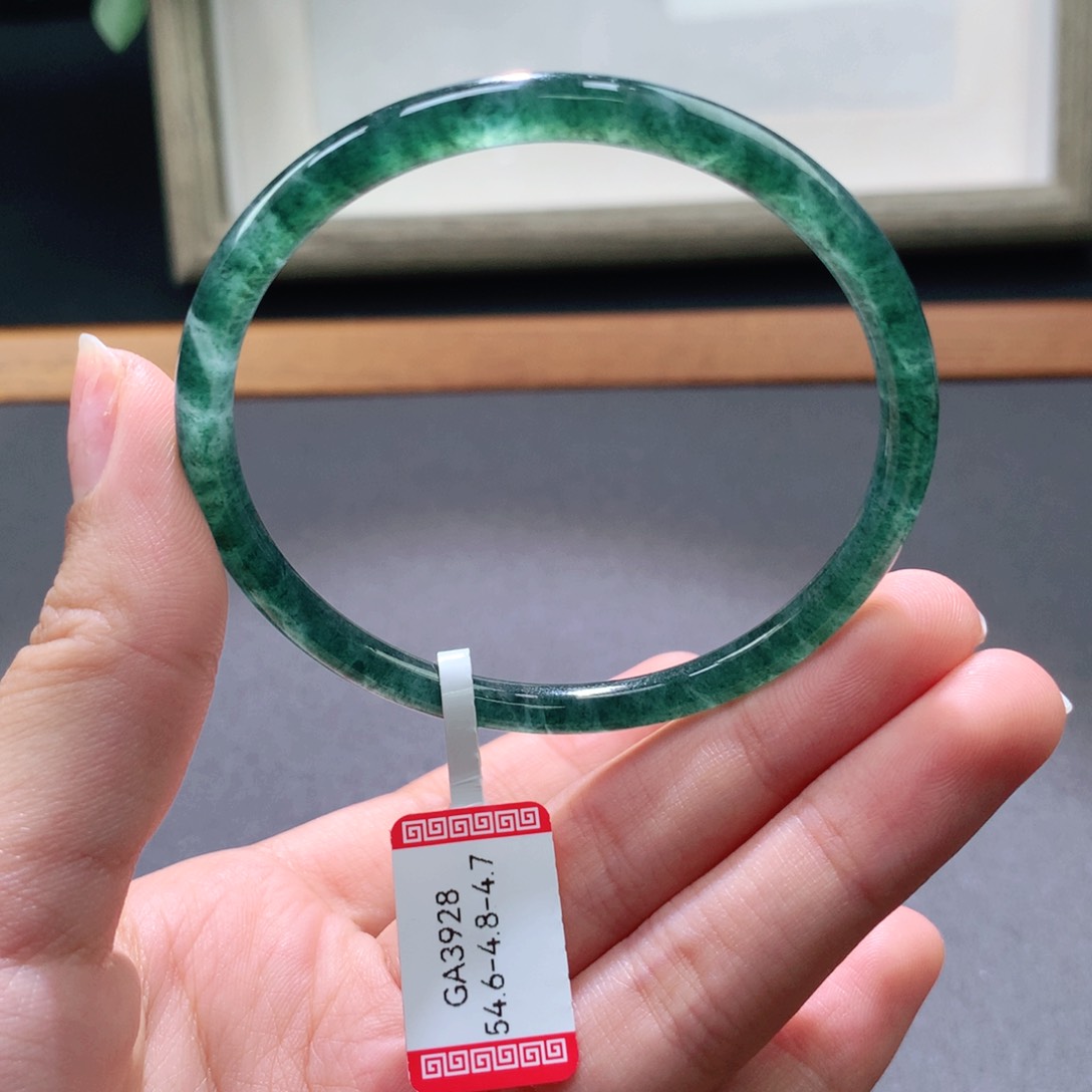 翡翠手镯未镶嵌天然翡翠手镯叮当镯