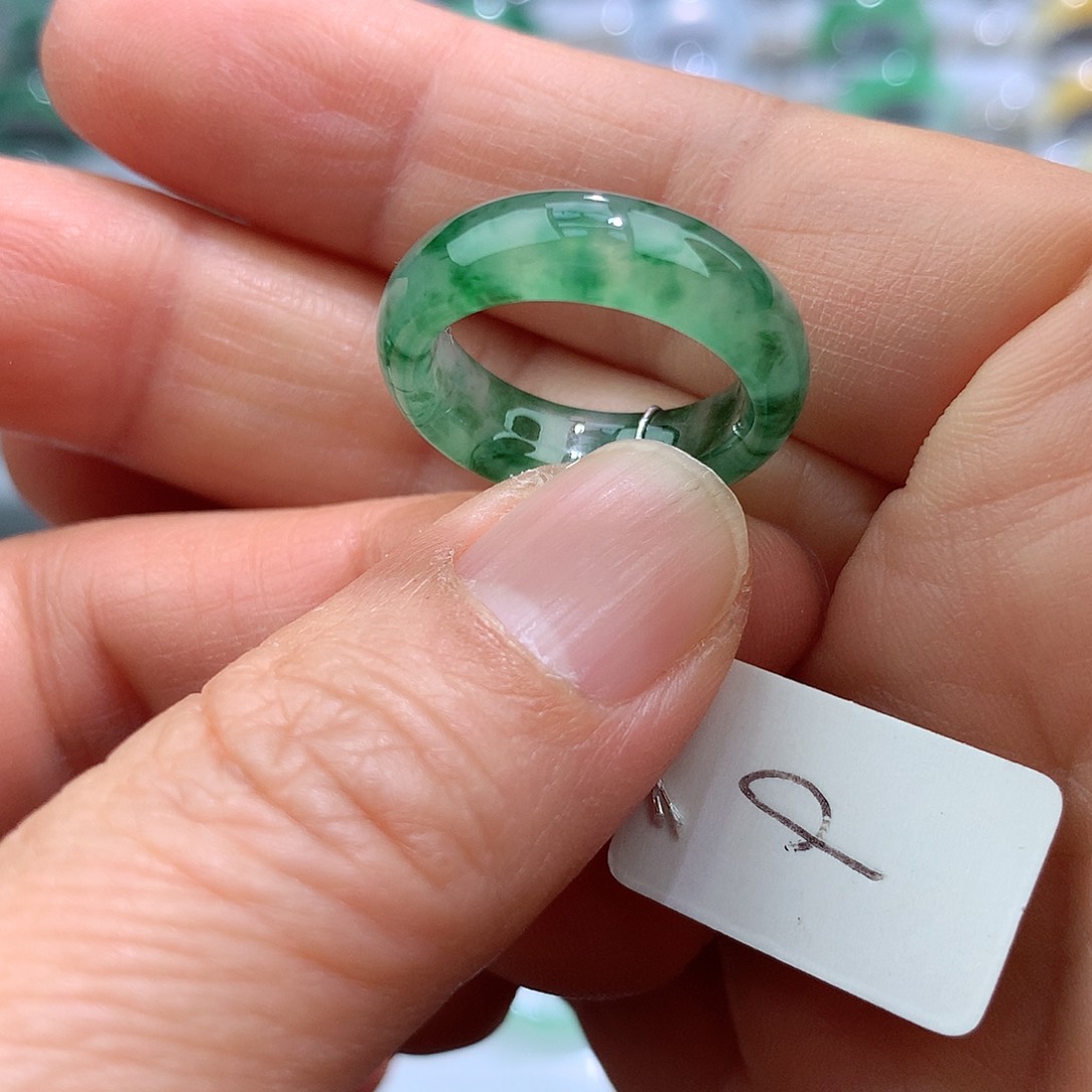 翡翠戒指未镶嵌9号