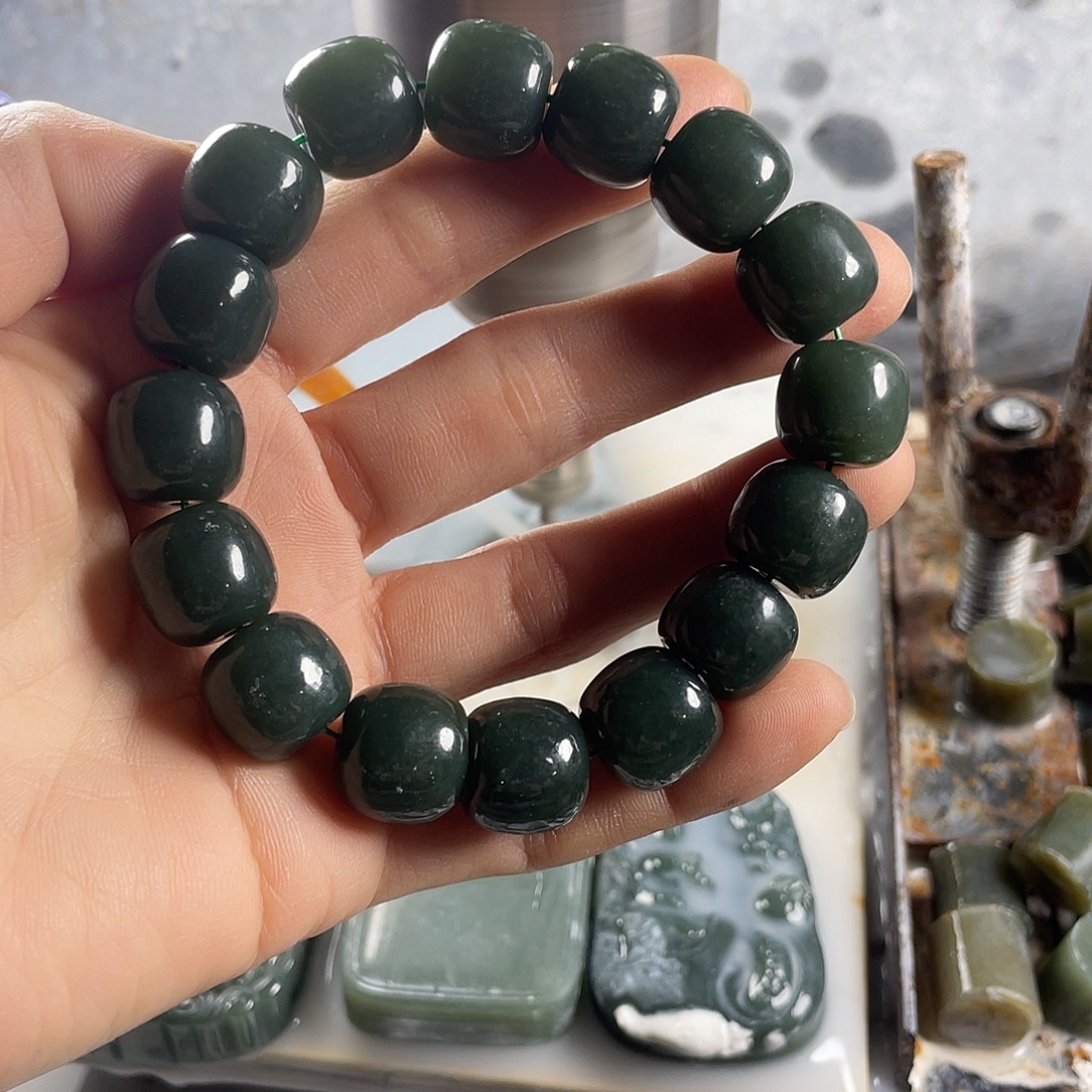 和田玉（糖玉）未镶嵌车挂