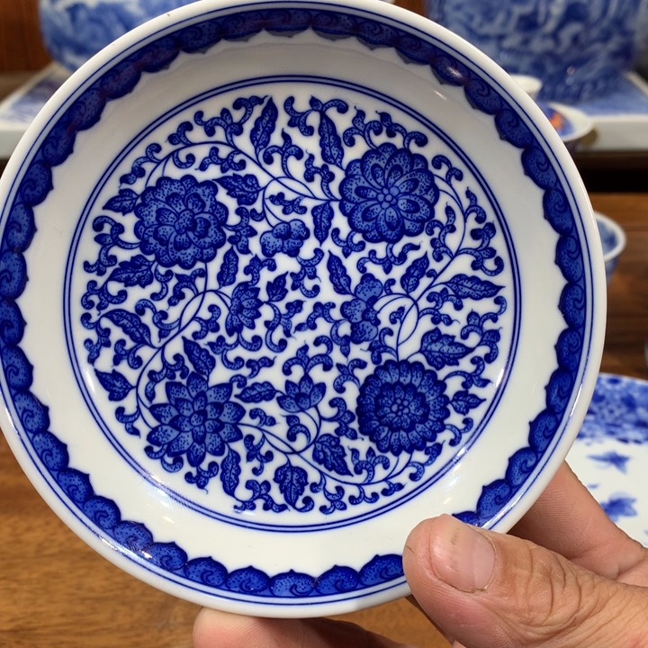 柴窑青花缠枝连壶承