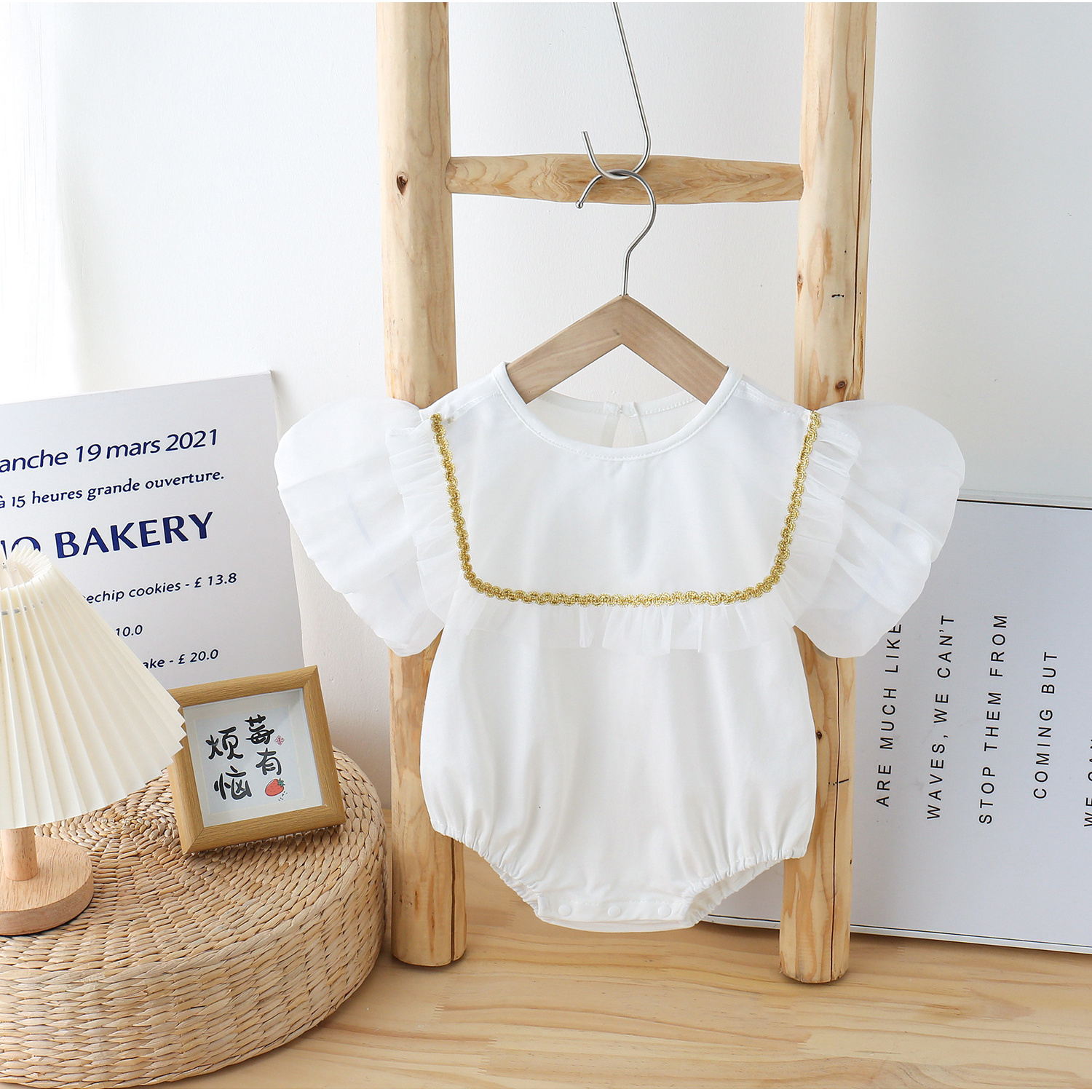 精致韩版女婴儿周岁复百日衣服三角包屁衣公主连体衣泡泡袖哈衣