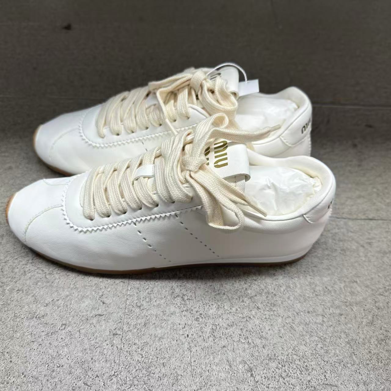 99新 MIU MIU/缪缪 海囤K/缪缪鞋/37码/yo183270