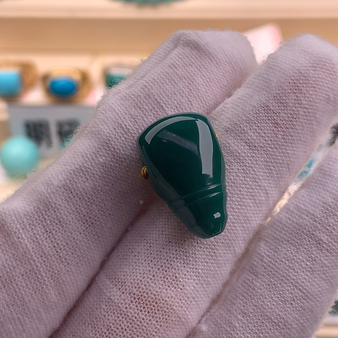 绿松石珠宝奇石未镶嵌11.5