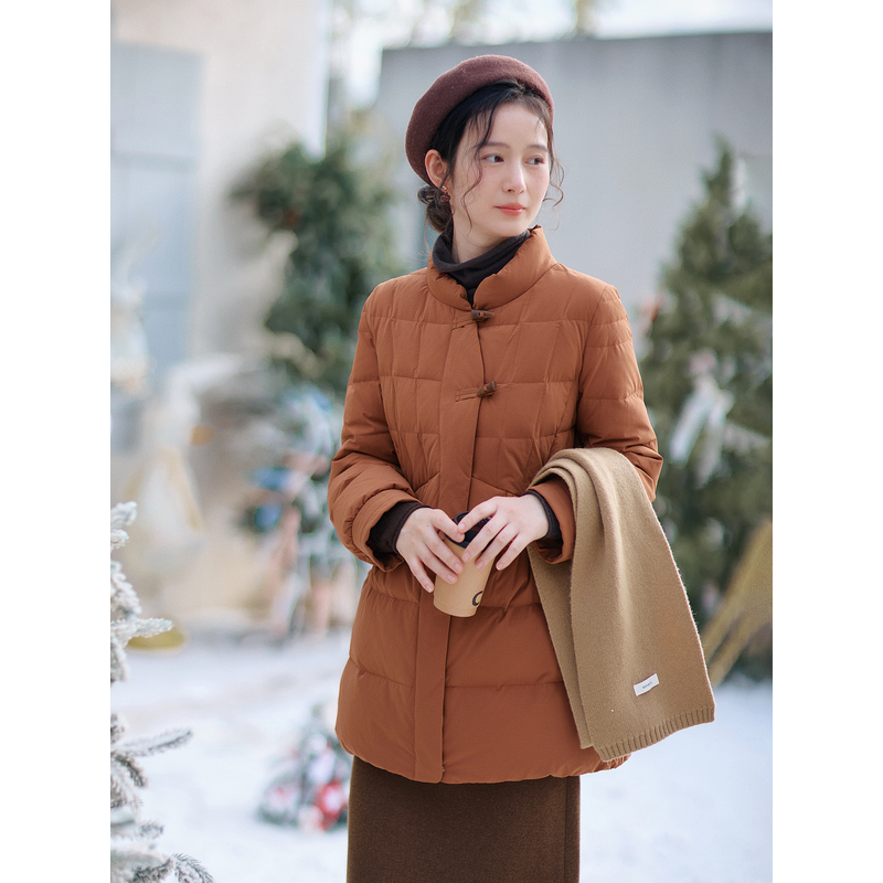 红念焦糖色白鸭绒羽绒服女中长款修身显瘦中长款羽绒服女小个子
