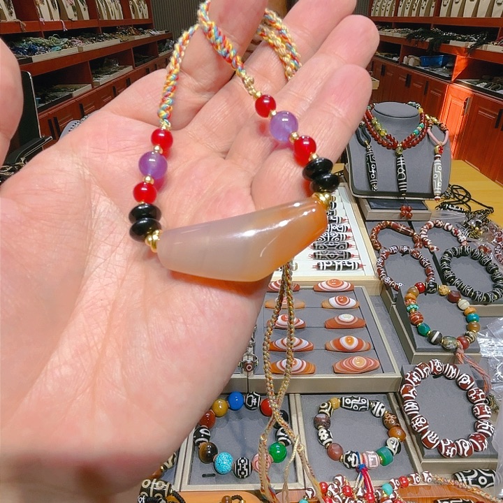 未镶嵌玛瑙/玉髓珠宝奇石