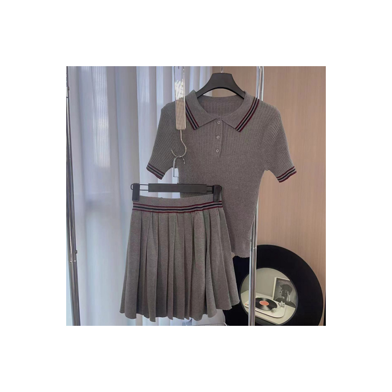  时尚套装甜系女孩~美式学院风针织短袖上衣裙子套装