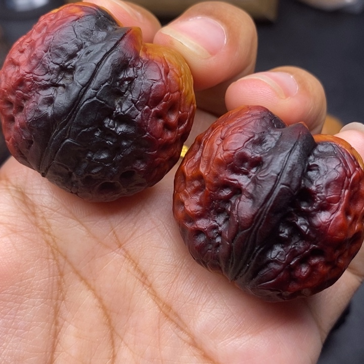 文玩核桃把件38尺帝王筋元宝