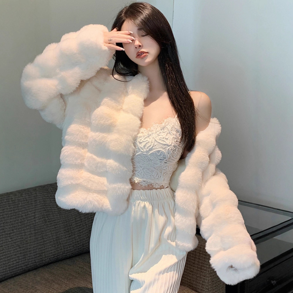 大码冬季环保兔毛皮草短外套2025韩版气质羊羔毛女装加厚保暖毛毛