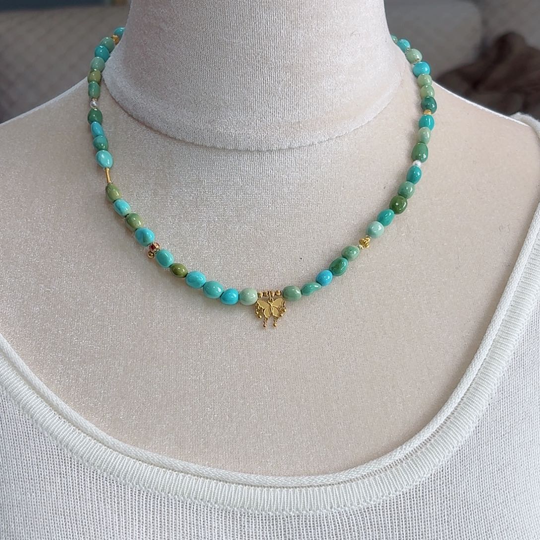 绿松石未镶嵌珠宝奇石