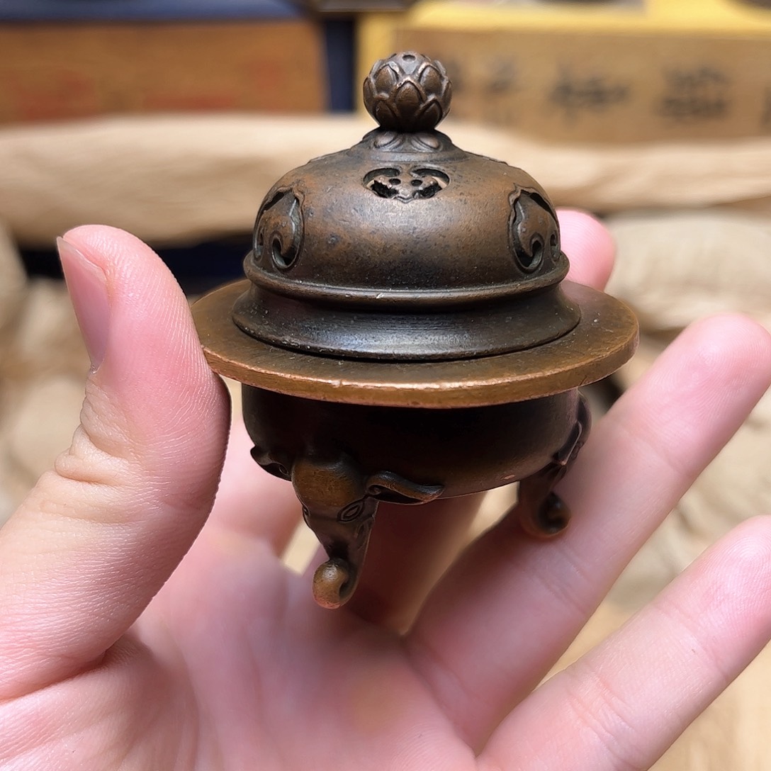 精美铜器点击下单