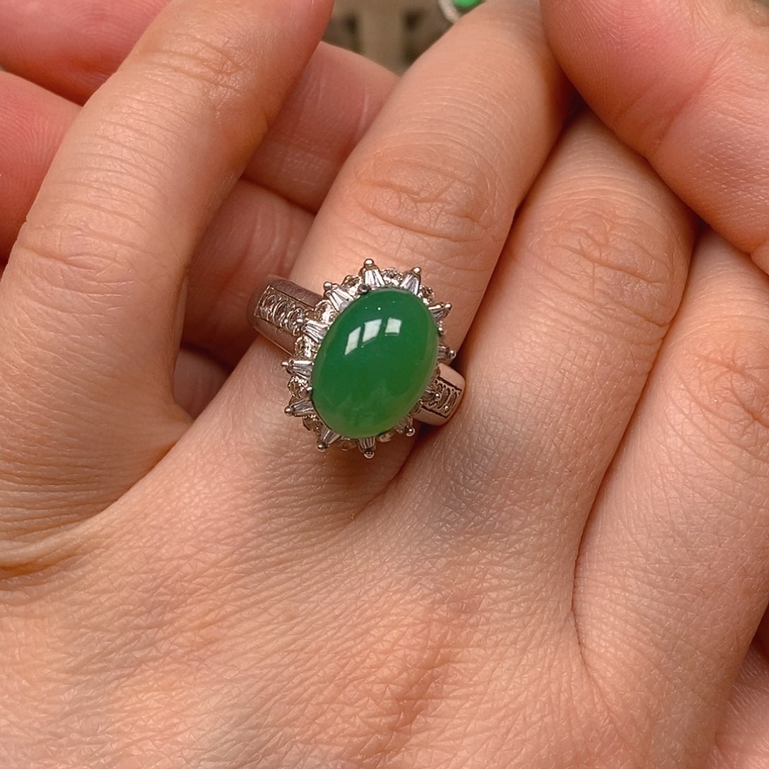 翡翠戒指未镶嵌翡翠蛋面