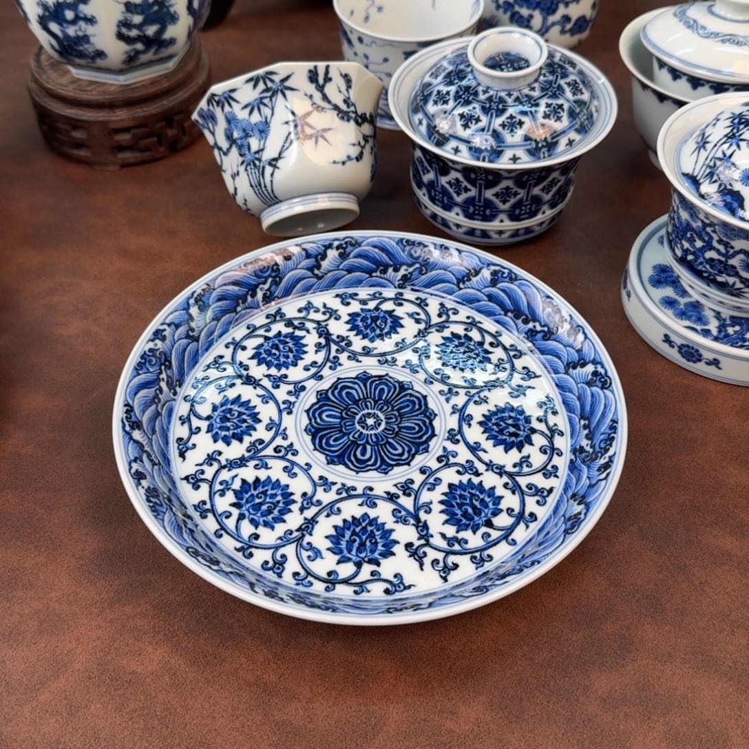 晚***晚陶摆件双线缠枝莲湖承