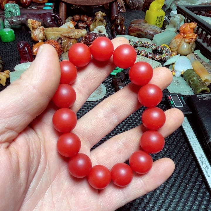 白玉菩提手串漂亮