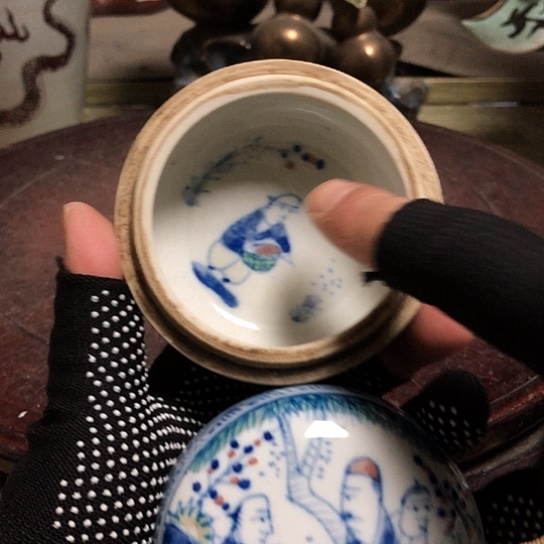 瓷陶瓷的设计师是