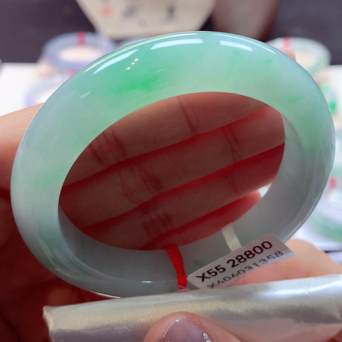 翡翠手镯未镶嵌58正圈77