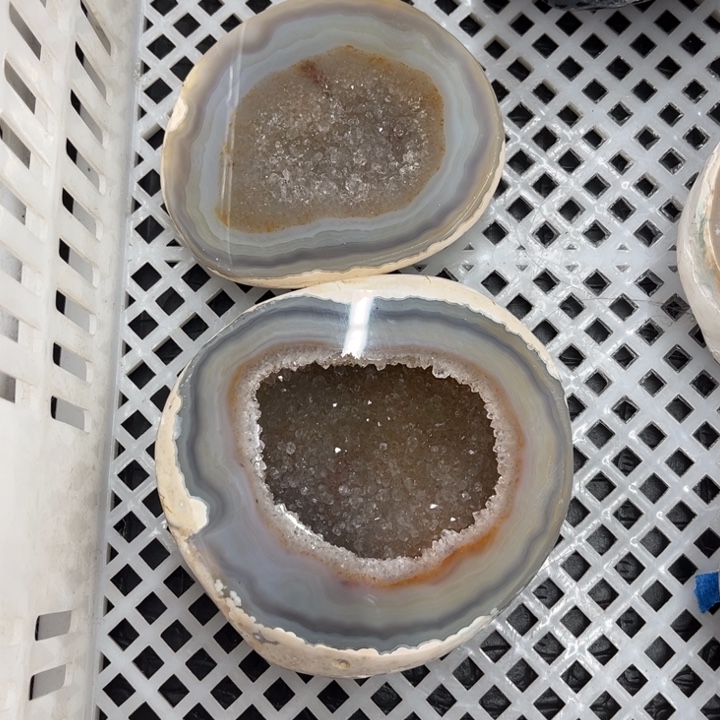 珠宝半成品水晶未镶嵌彩晶盆