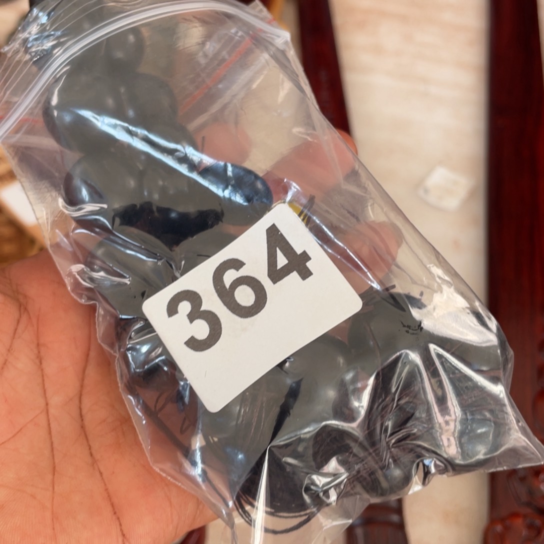 非洲紫檀（红花梨）?**薛364