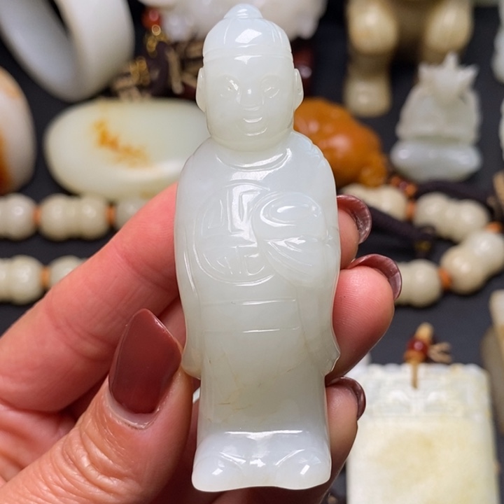 和田玉未镶嵌把件