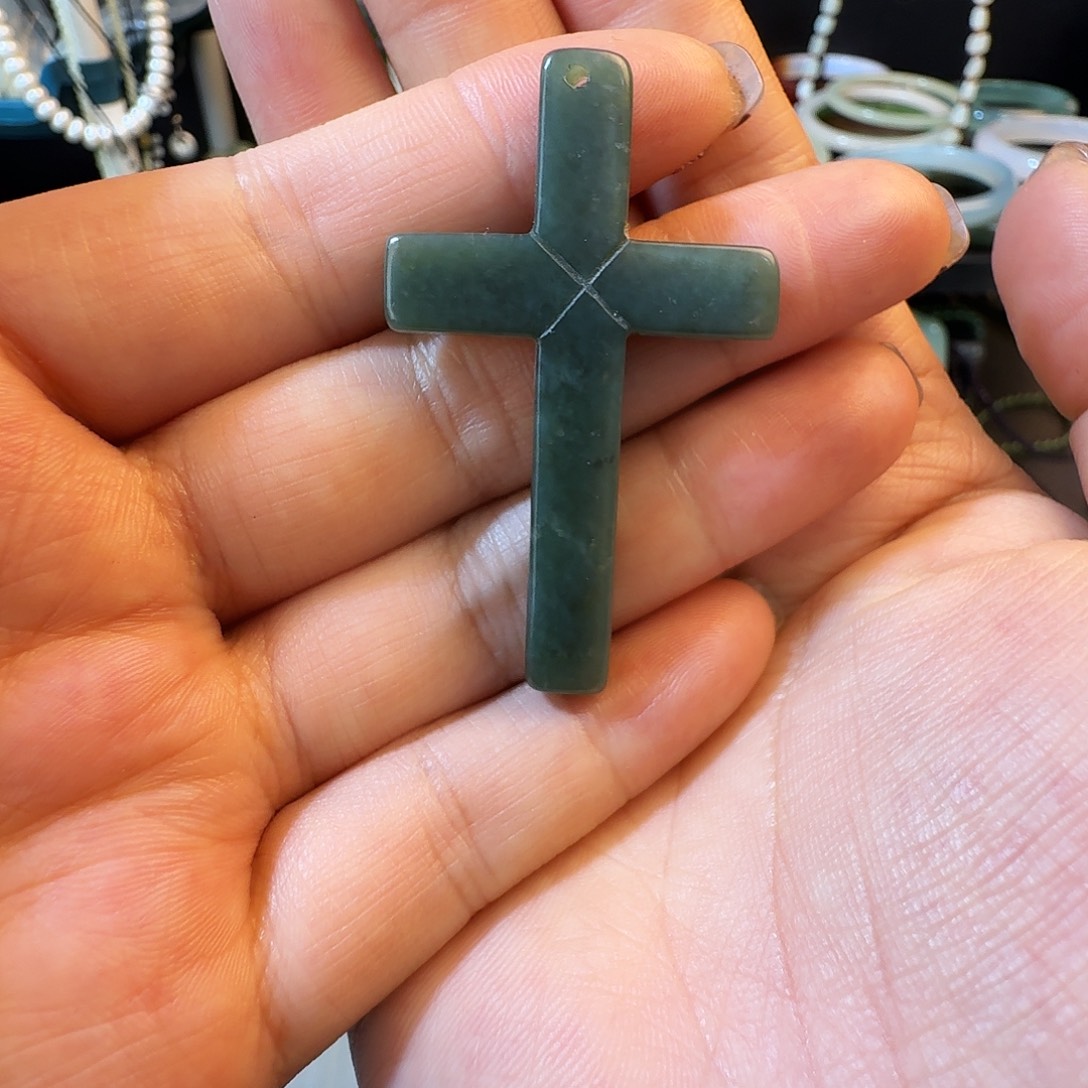 和田玉未镶嵌颈饰清货有棉不退换