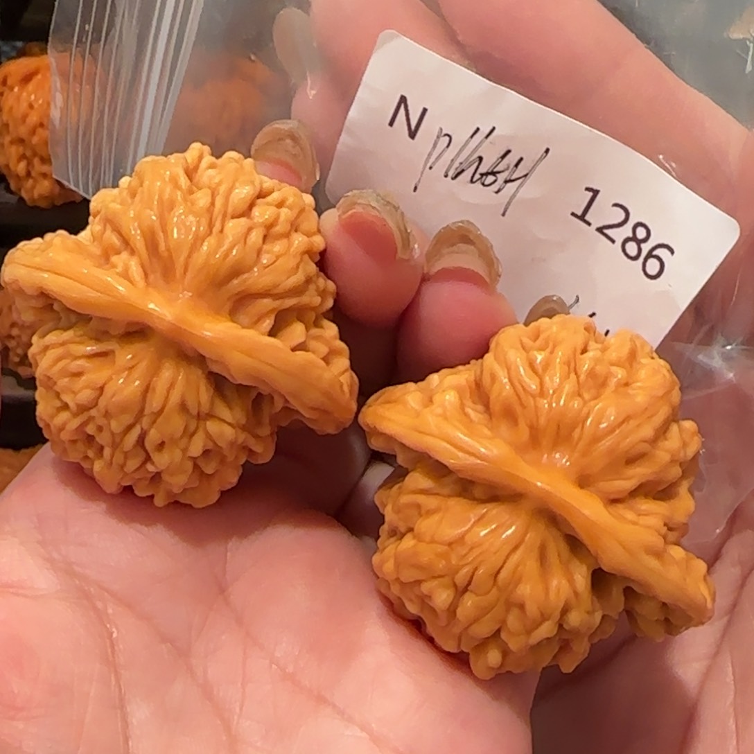 桃核吊坠没**过盘龙虎头45精品