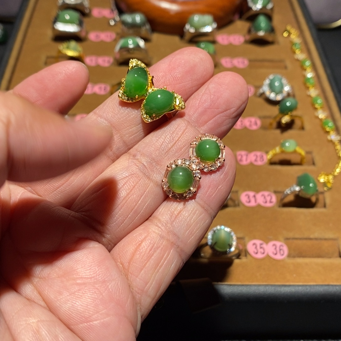 和田玉未镶嵌戒指