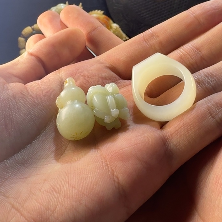 f***3和田玉（糖玉）未镶嵌挂件