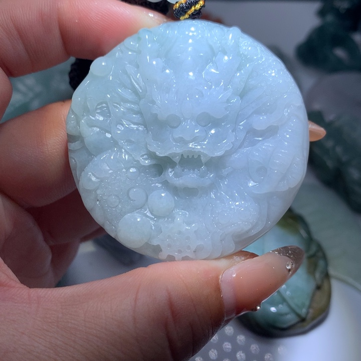 翡翠未镶嵌颈饰保真天然A货翡翠