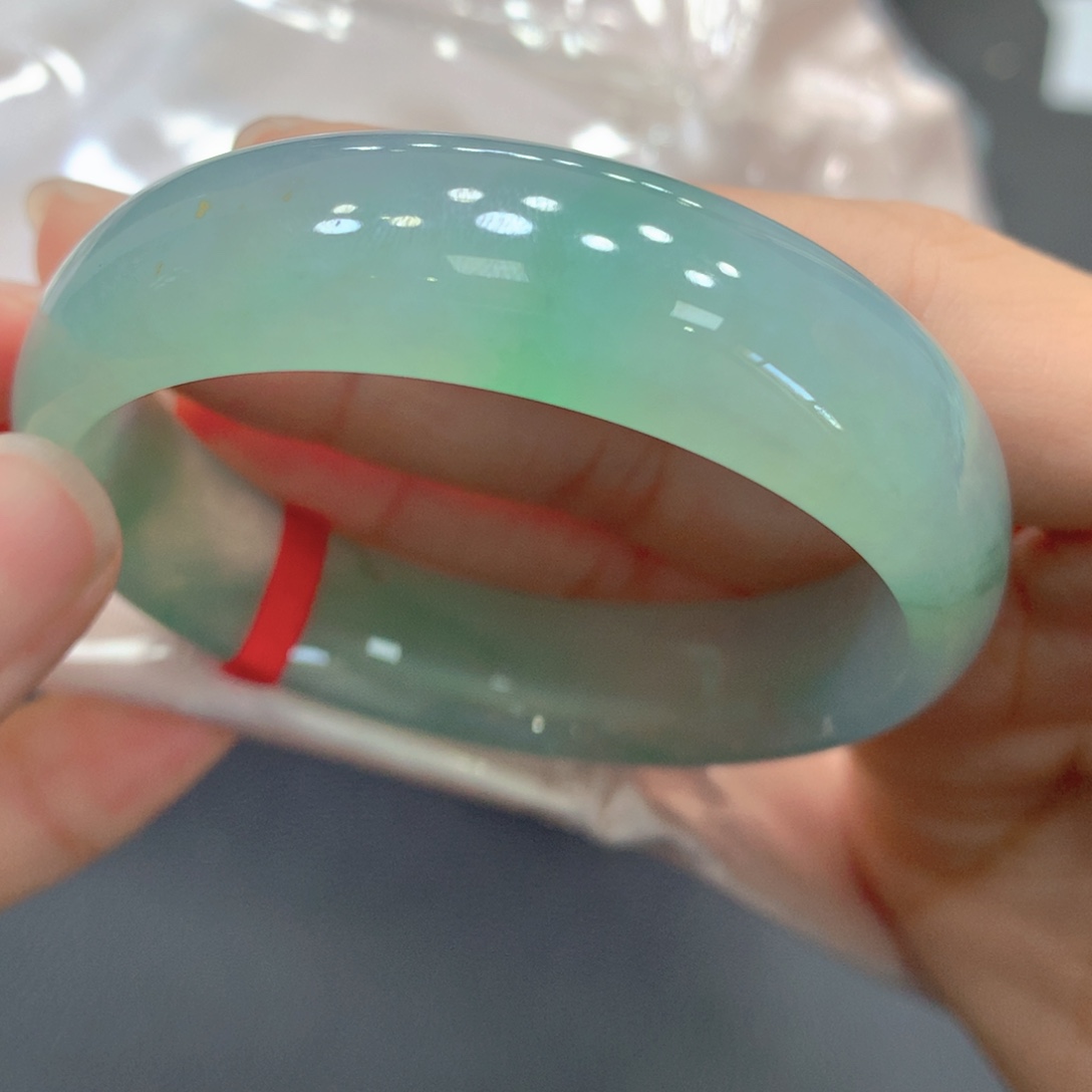 翡翠未镶嵌手镯12