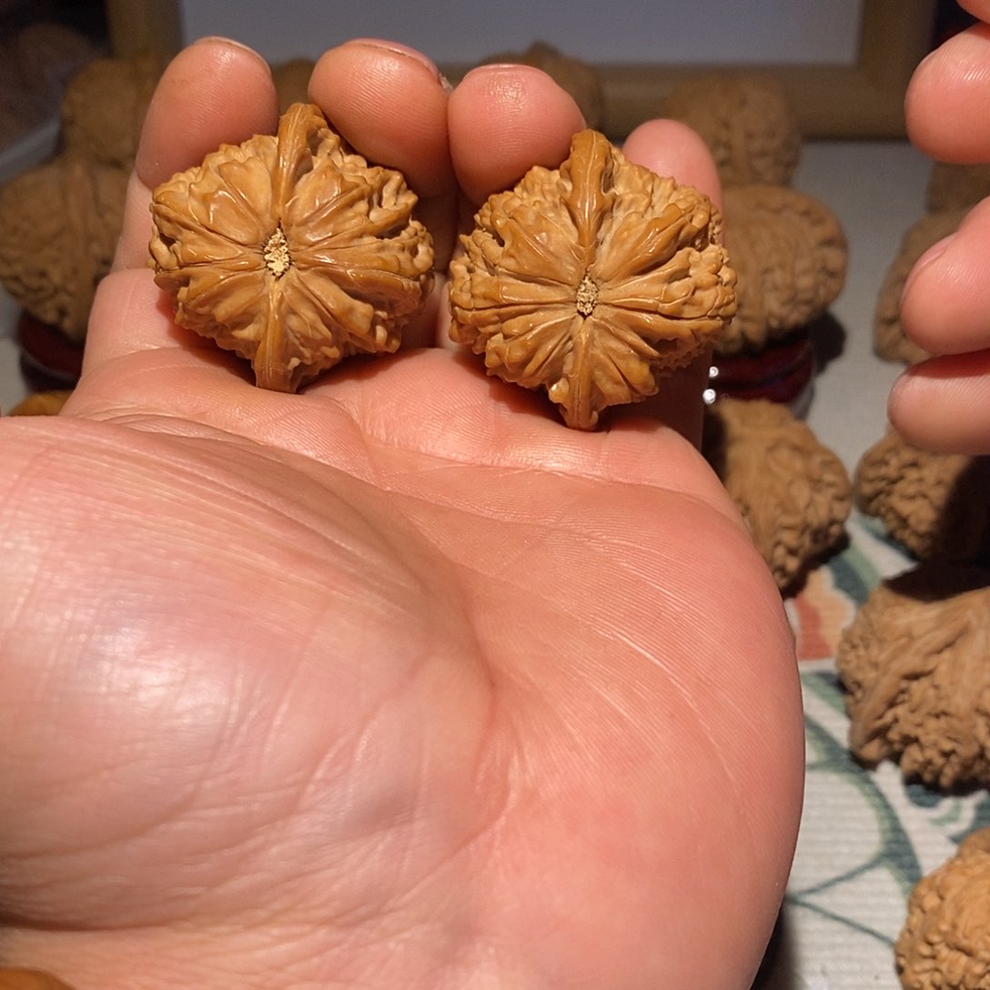 文玩核桃把件38尺山地正磨