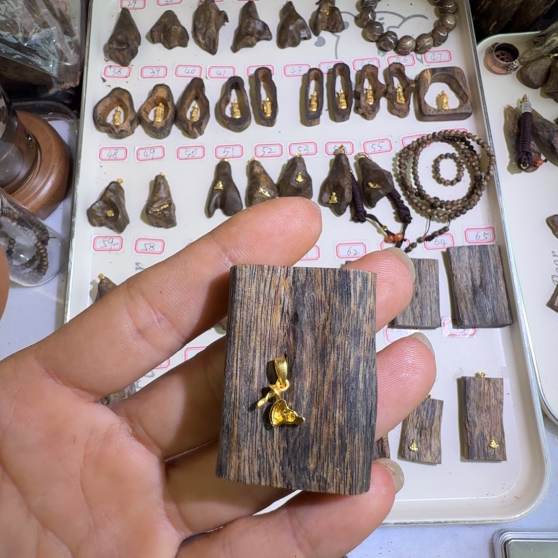 于***李奇楠沉香无事牌吊坠