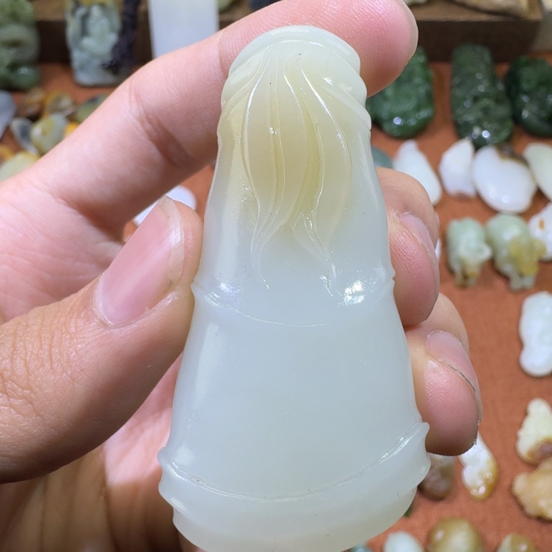 和田玉颈饰未镶嵌