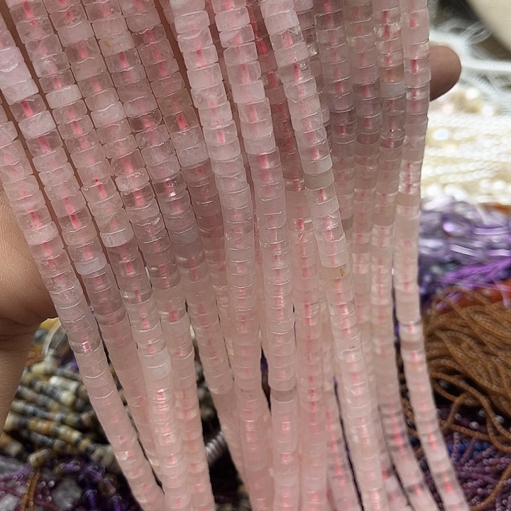 玛瑙/玉髓未镶嵌珠宝半成品一条6/3mm左右粉晶直切