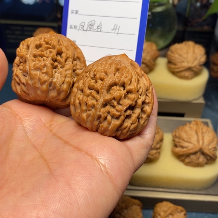 【闪购商品】把件文玩核桃天***饭凤凰台