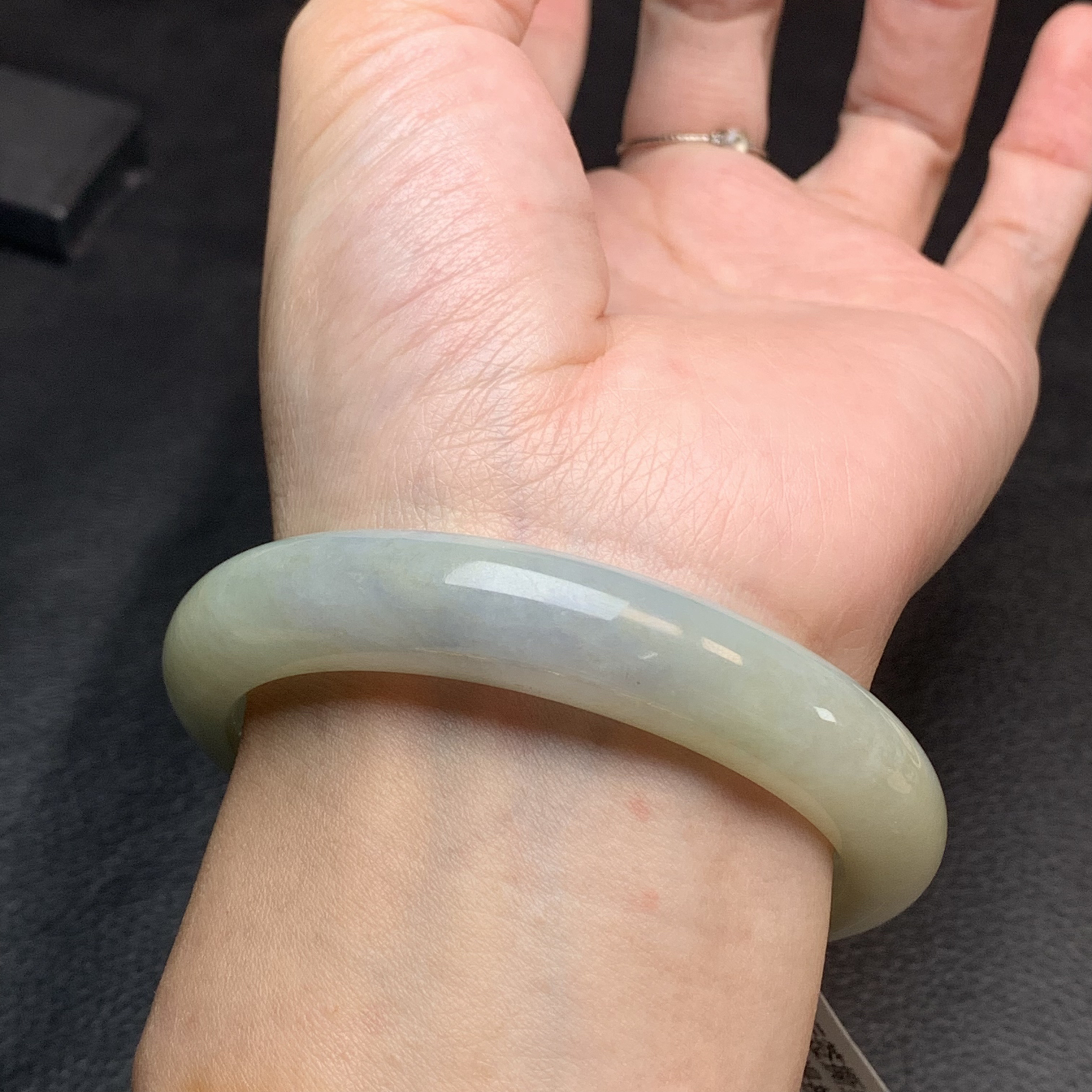 天然翡翠正圈手镯55圈口糯化种水冰糖黄雪梨色特色百搭休闲正圈