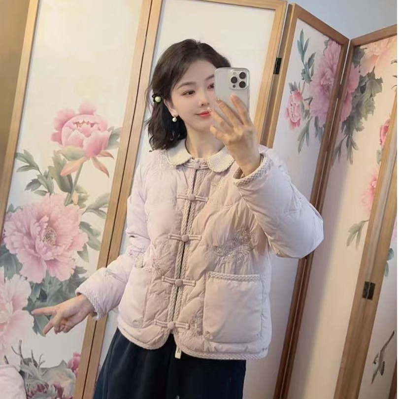 0007 国风中式盘扣刺绣羽绒服女2025冬季新款百搭90白鸭绒羽绒服