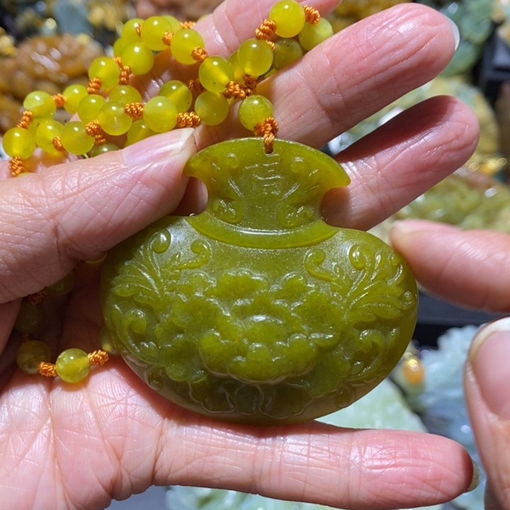 岫玉岫玉吊坠未镶嵌