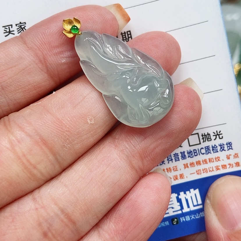 【闪购商品】翡翠颈饰18K金镶嵌九尾狐