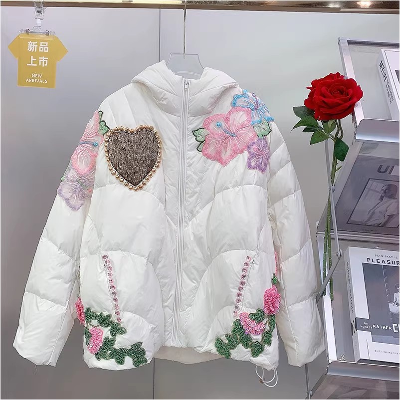 HH062欧美风设计师2024秋冬新款重工钉珠爱心花朵宽松羽绒服外套