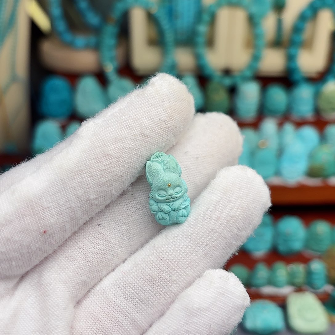 绿松石配饰未镶嵌