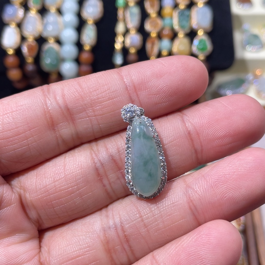 翡翠银S925镶嵌颈饰